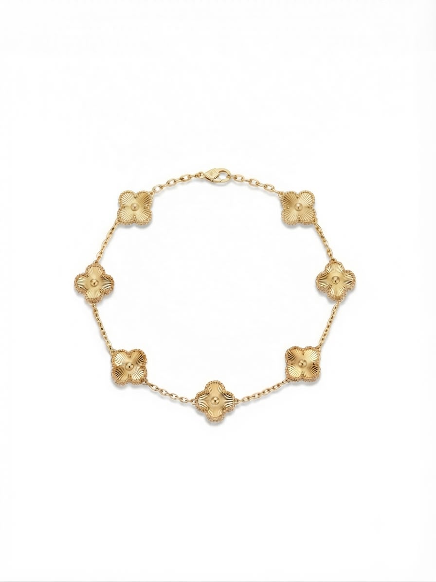 Timeless Clover Leaf Charm Bracelet