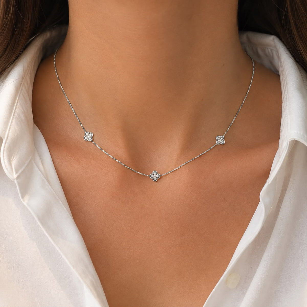 Delicate Four-Leaf Clover Silver Choker Necklace